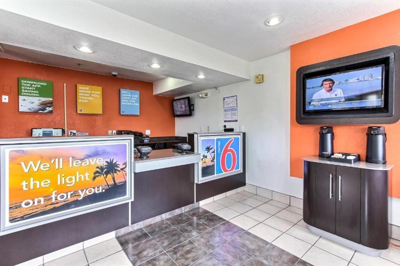 Motel 6-Salinas, Ca - North Monterey Area Exteriér fotografie